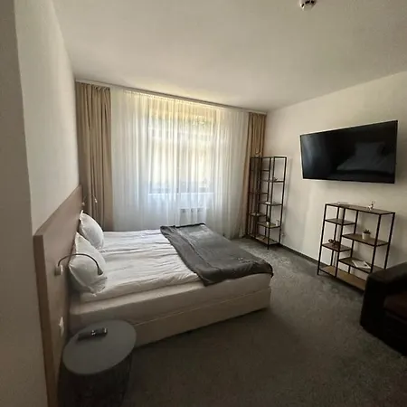 Aparthotel флора 213б