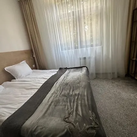 флора 213б Aparthotel