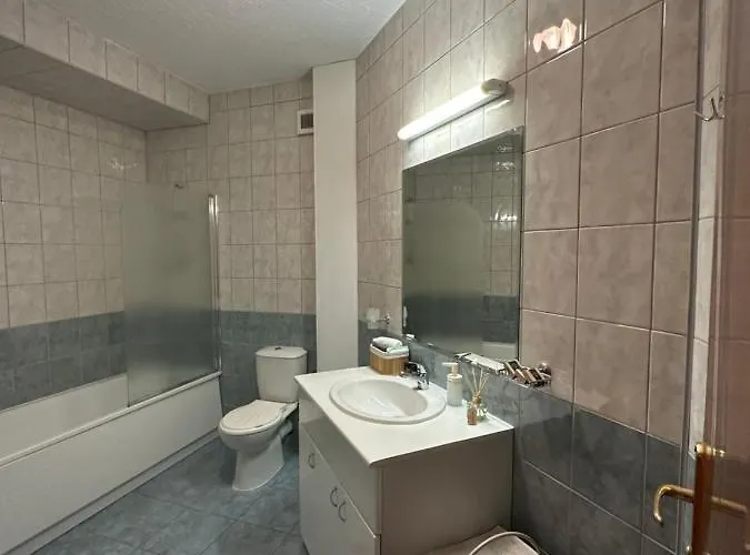 флора 213б Апартхотел